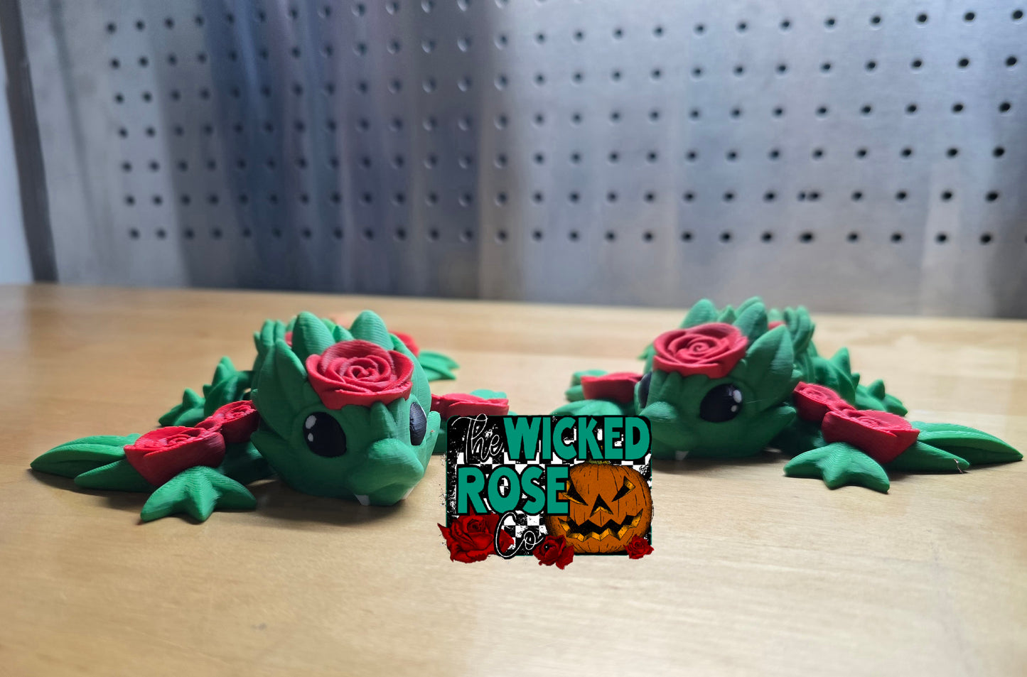 3D Printed, Articulated Rose Wing Wyvern
