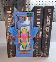 3D Printed Expandable Death Moth Book Nook