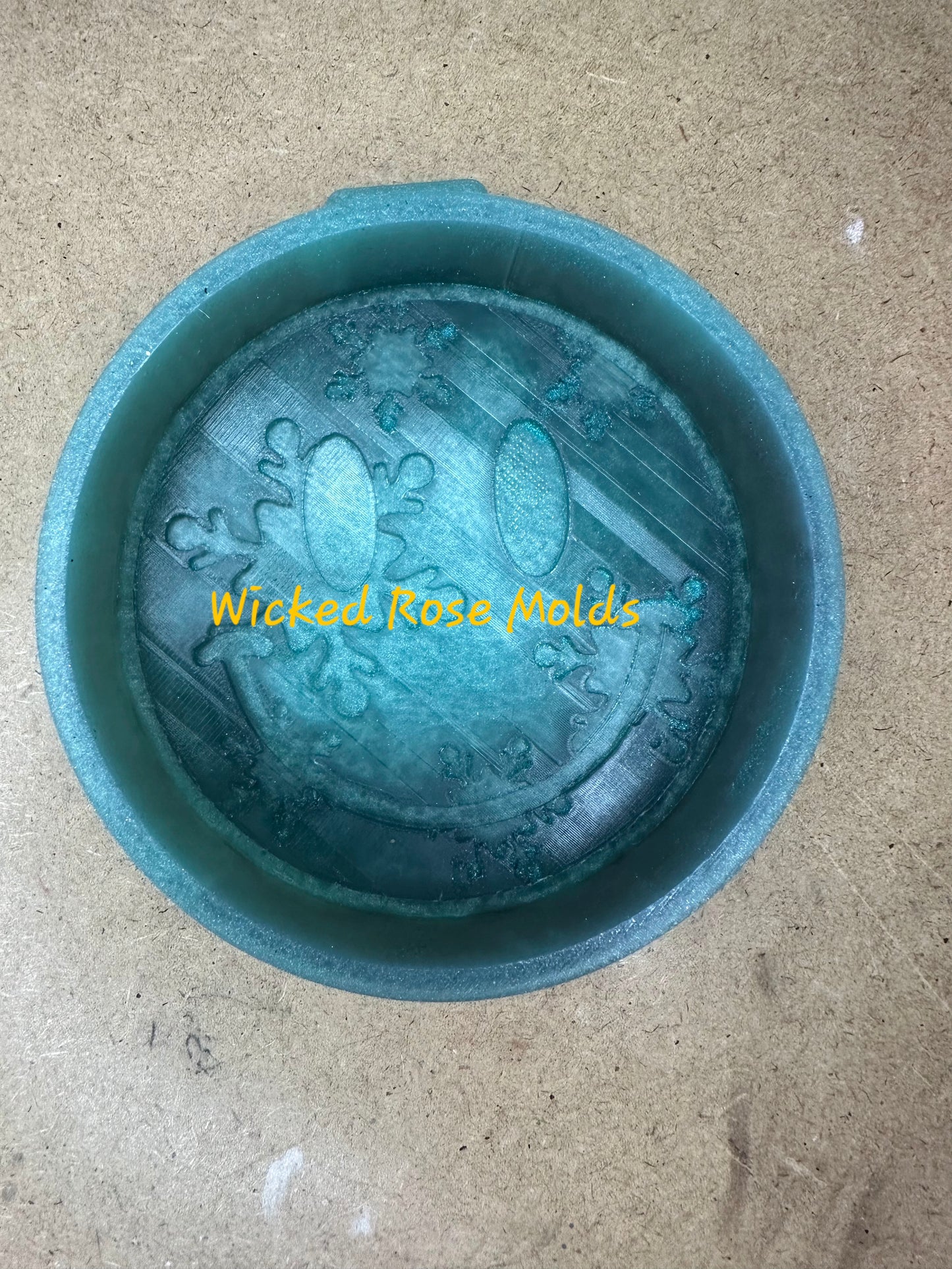 Snowflake Smiley Face Silicone Freshie Mold